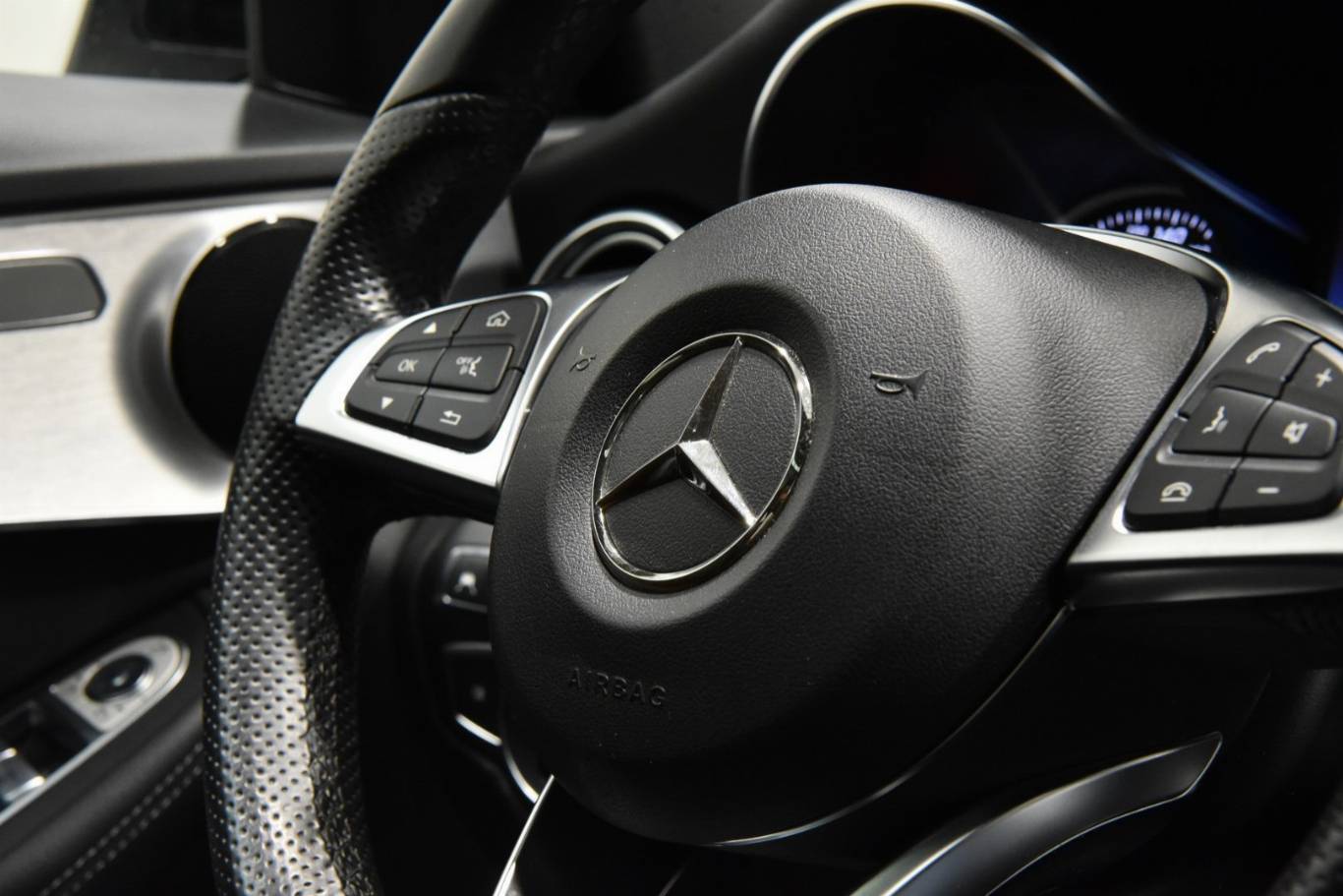 MERCEDES-BENZ C 250 27