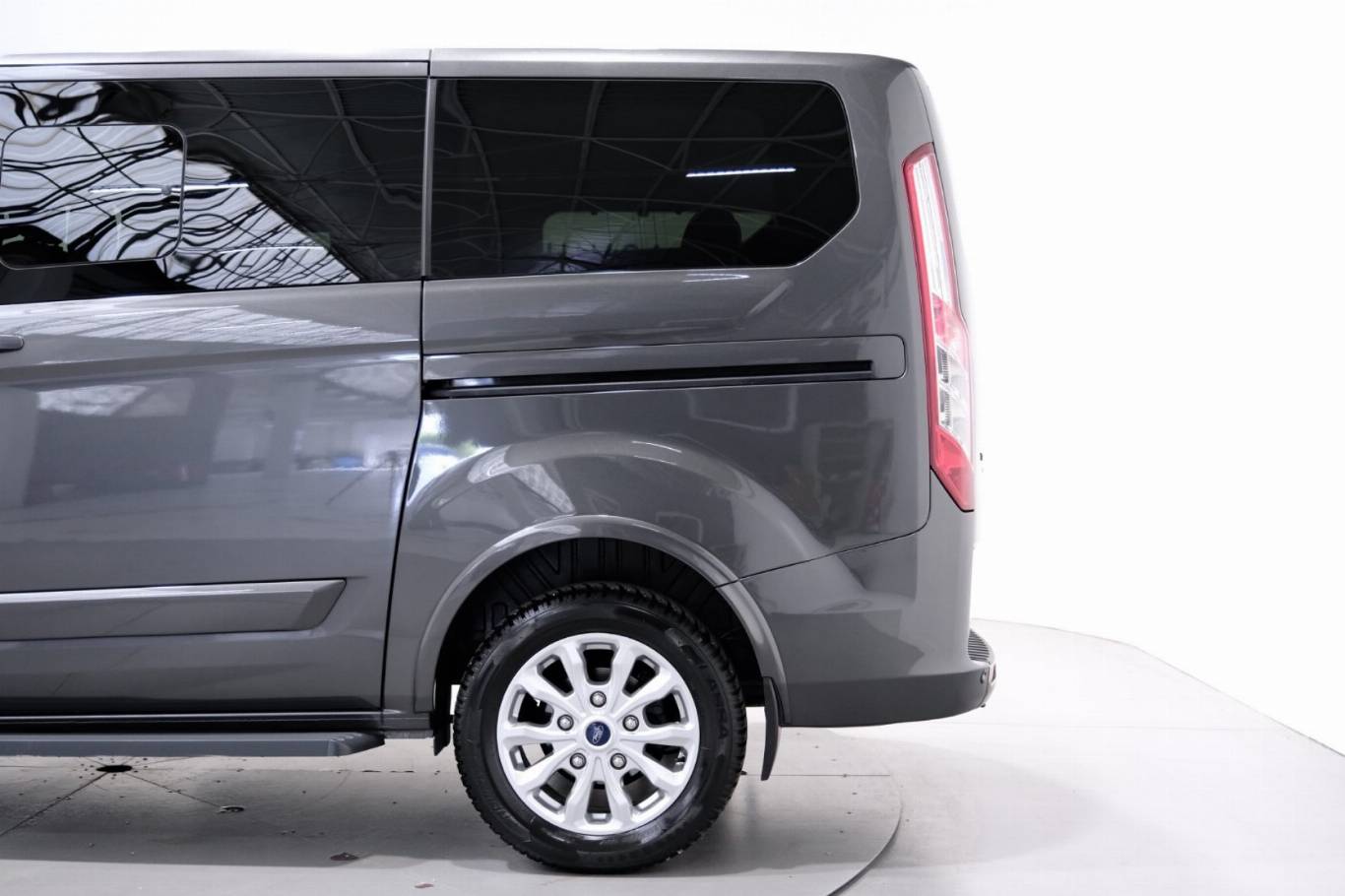 FORD Tourneo Custom 47