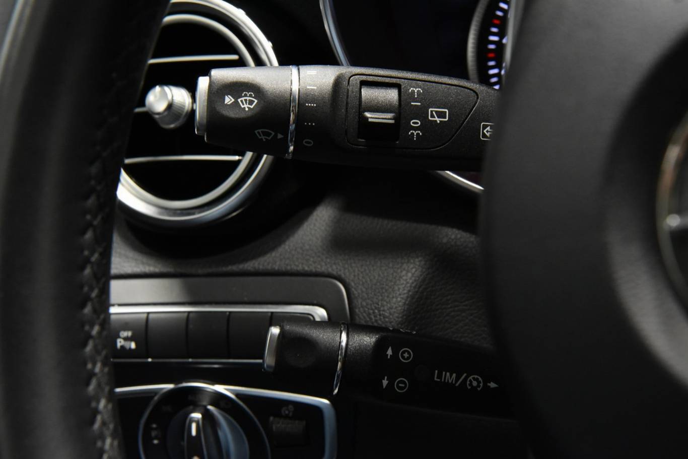 MERCEDES-BENZ C 250 26