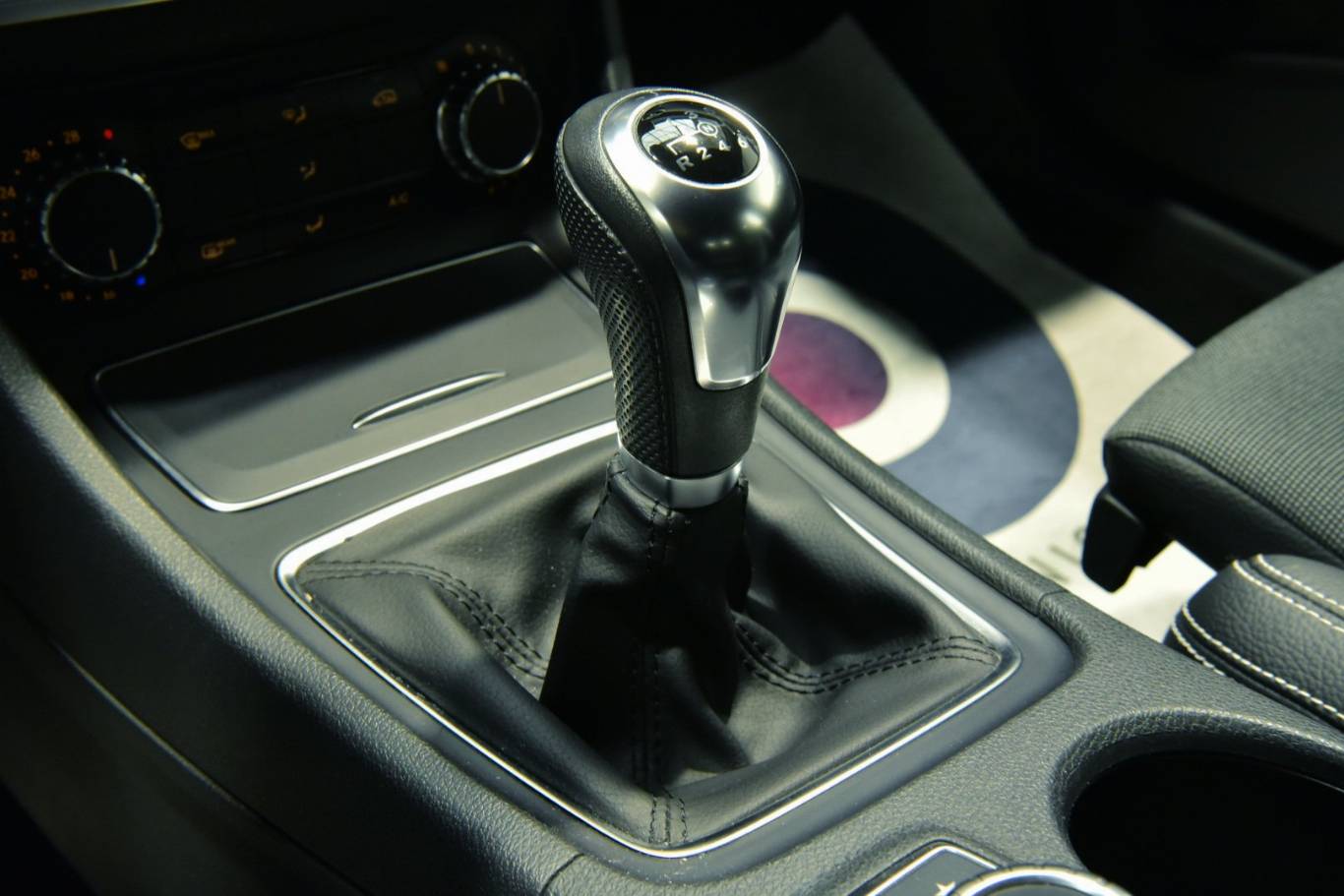 MERCEDES-BENZ A 160 8