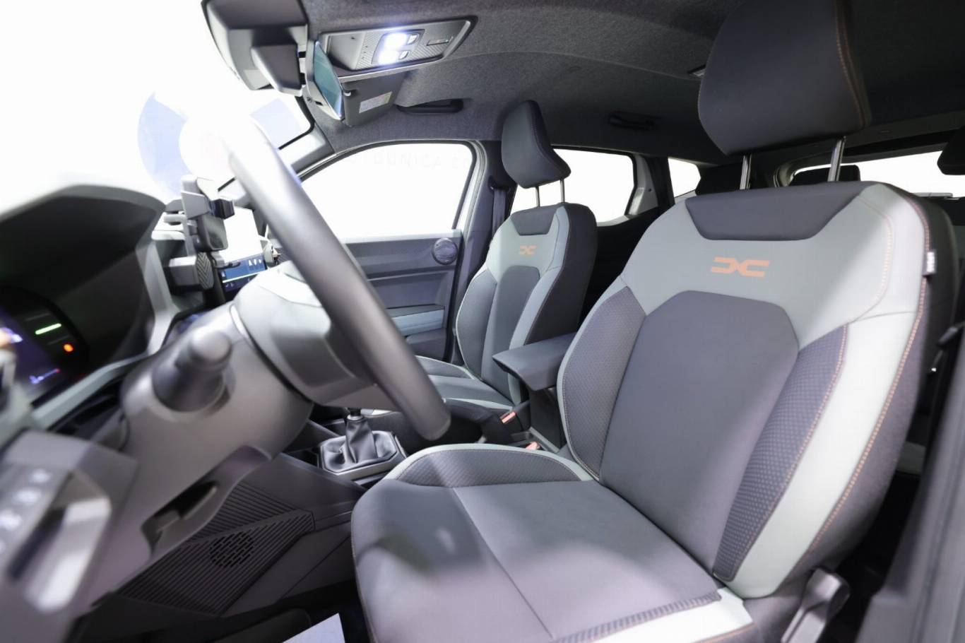 DACIA Duster 6