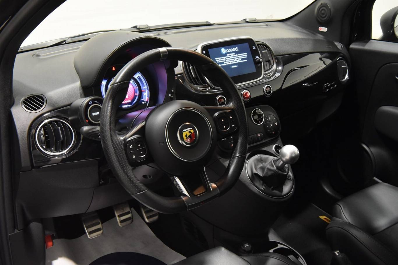 ABARTH 595 33