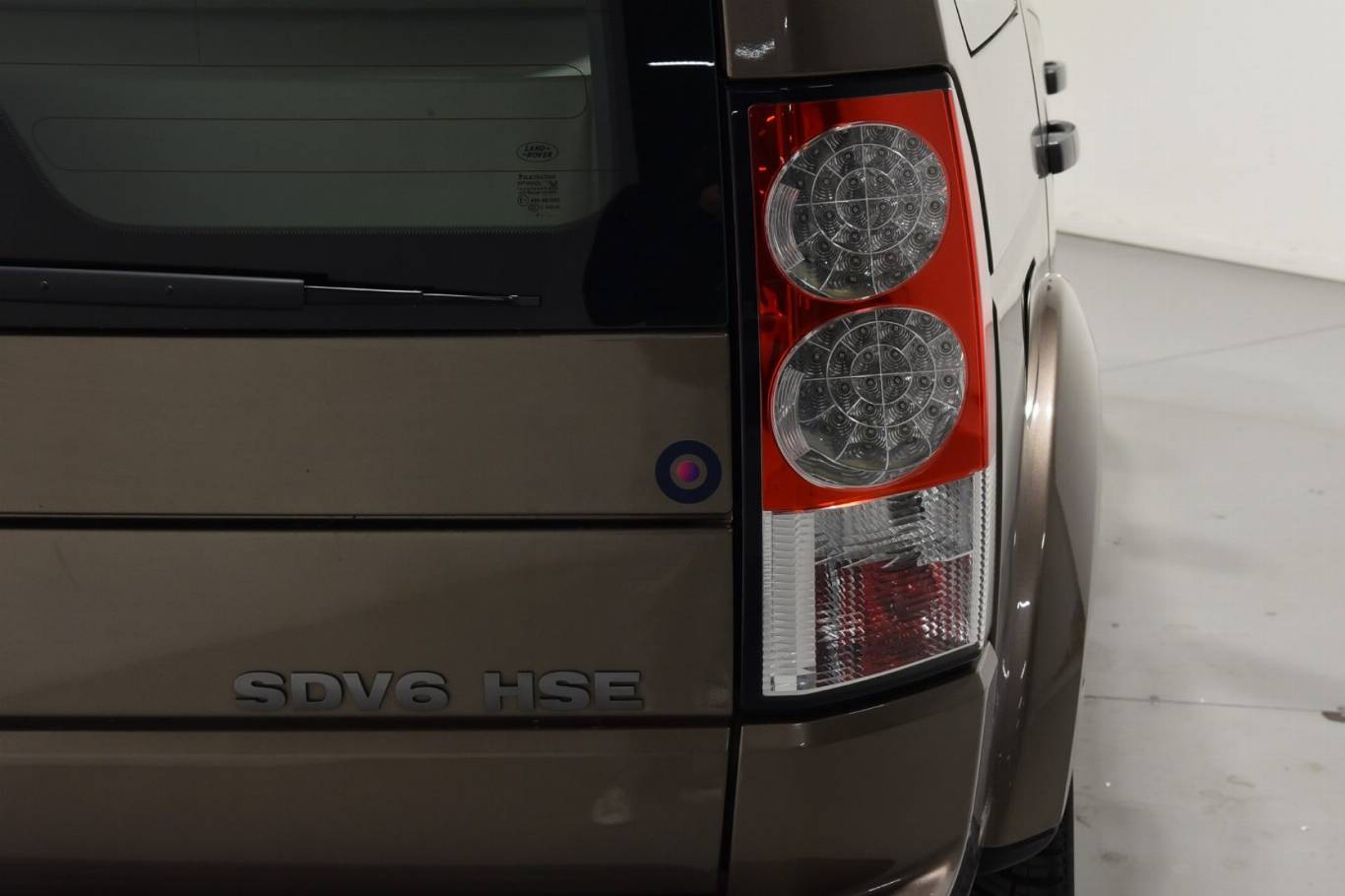 LAND ROVER Discovery 10