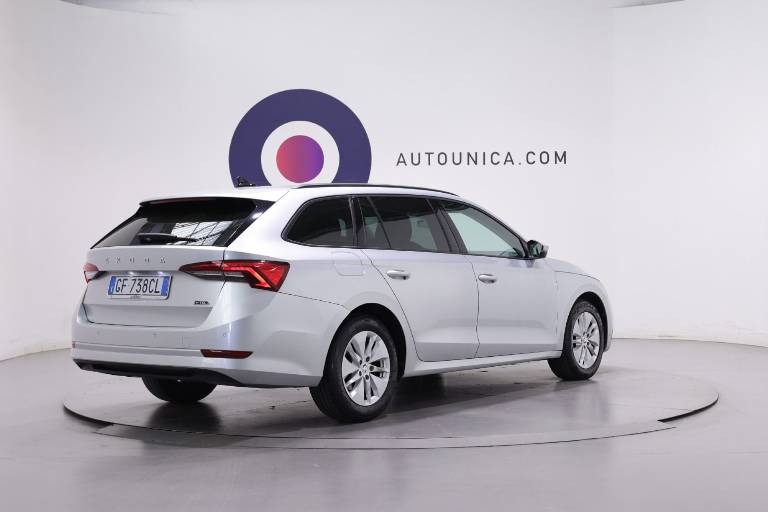 SKODA Octavia 15
