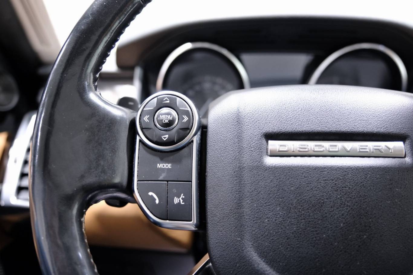 LAND ROVER Discovery 19