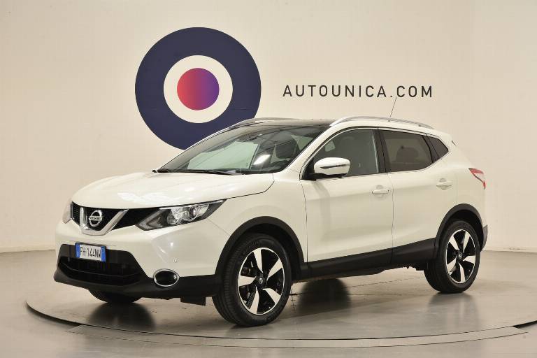 NISSAN Qashqai 1