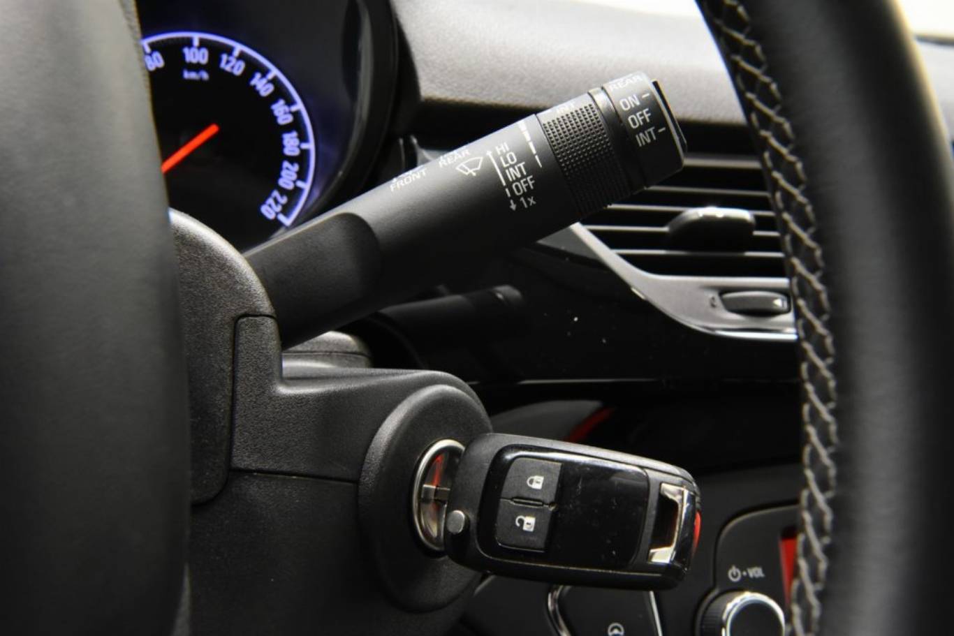 OPEL Corsa 26