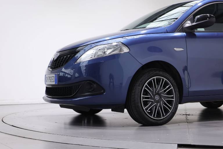 LANCIA Ypsilon 35