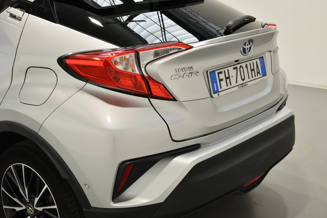TOYOTA C-HR 60