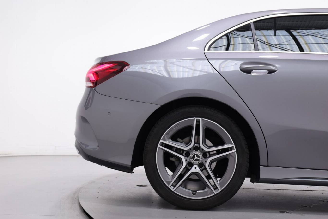 MERCEDES-BENZ A 180 43