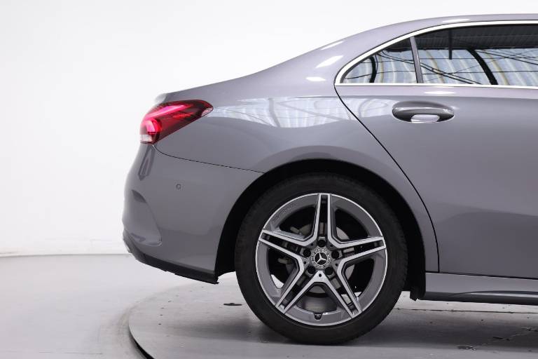 MERCEDES-BENZ A 180 43