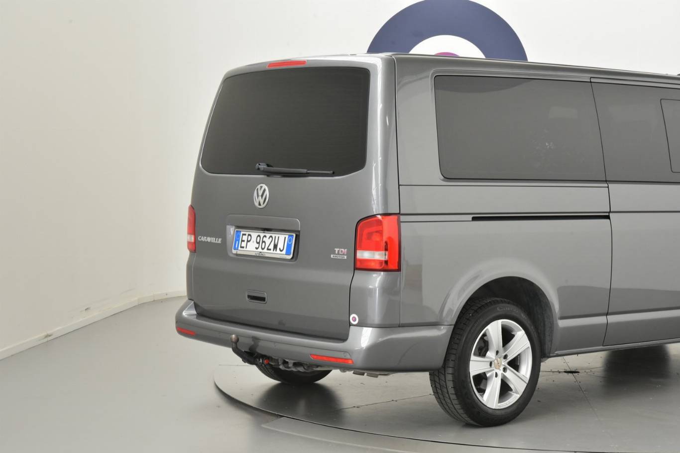 VOLKSWAGEN T5 16