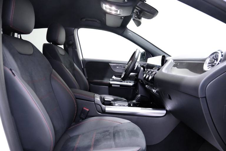MERCEDES-BENZ GLA 67