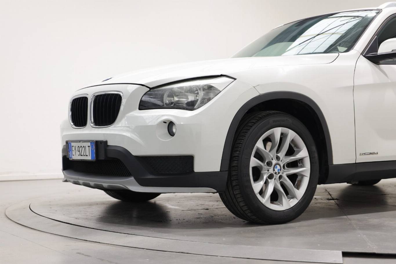 BMW X1 11