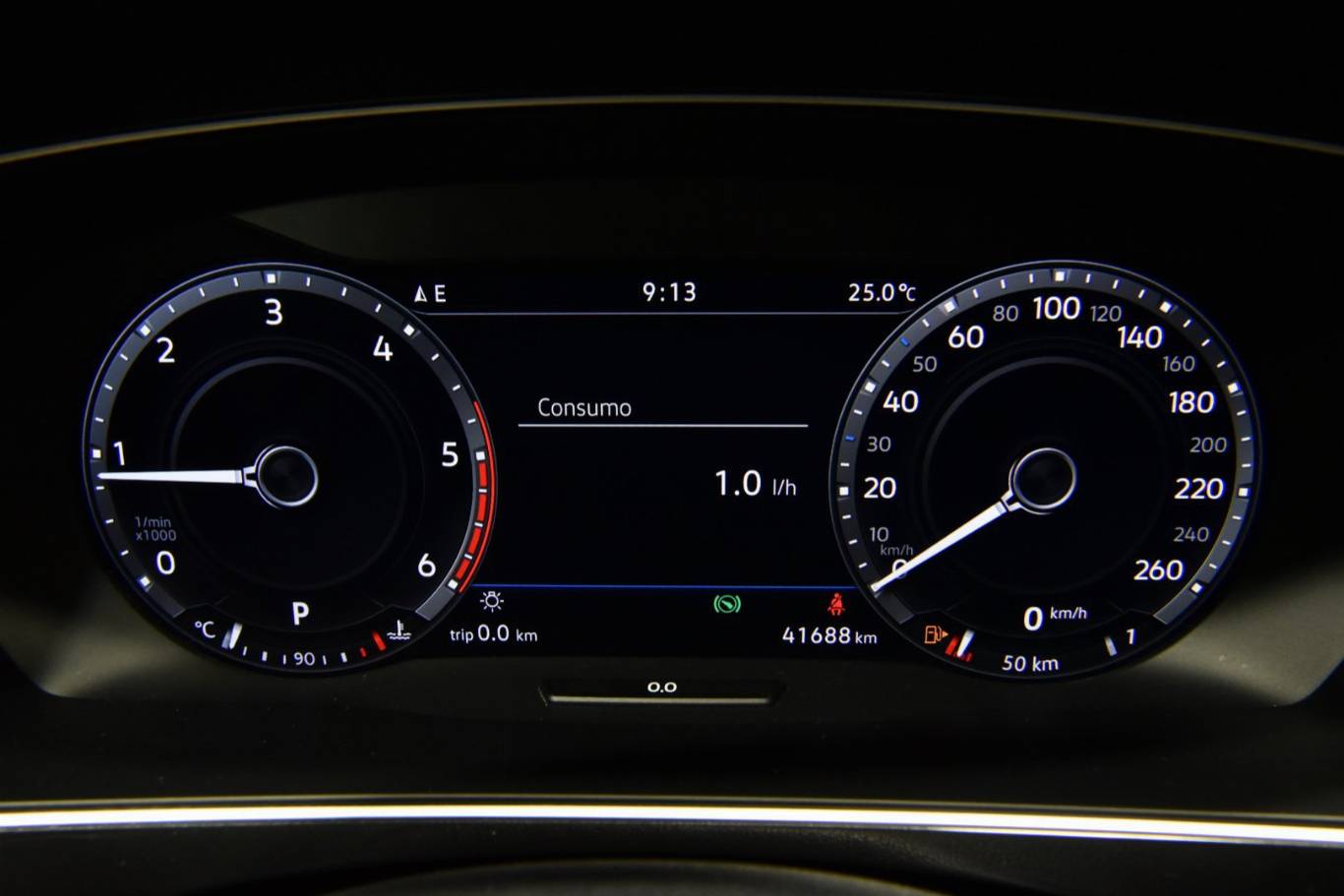 VOLKSWAGEN Tiguan 43