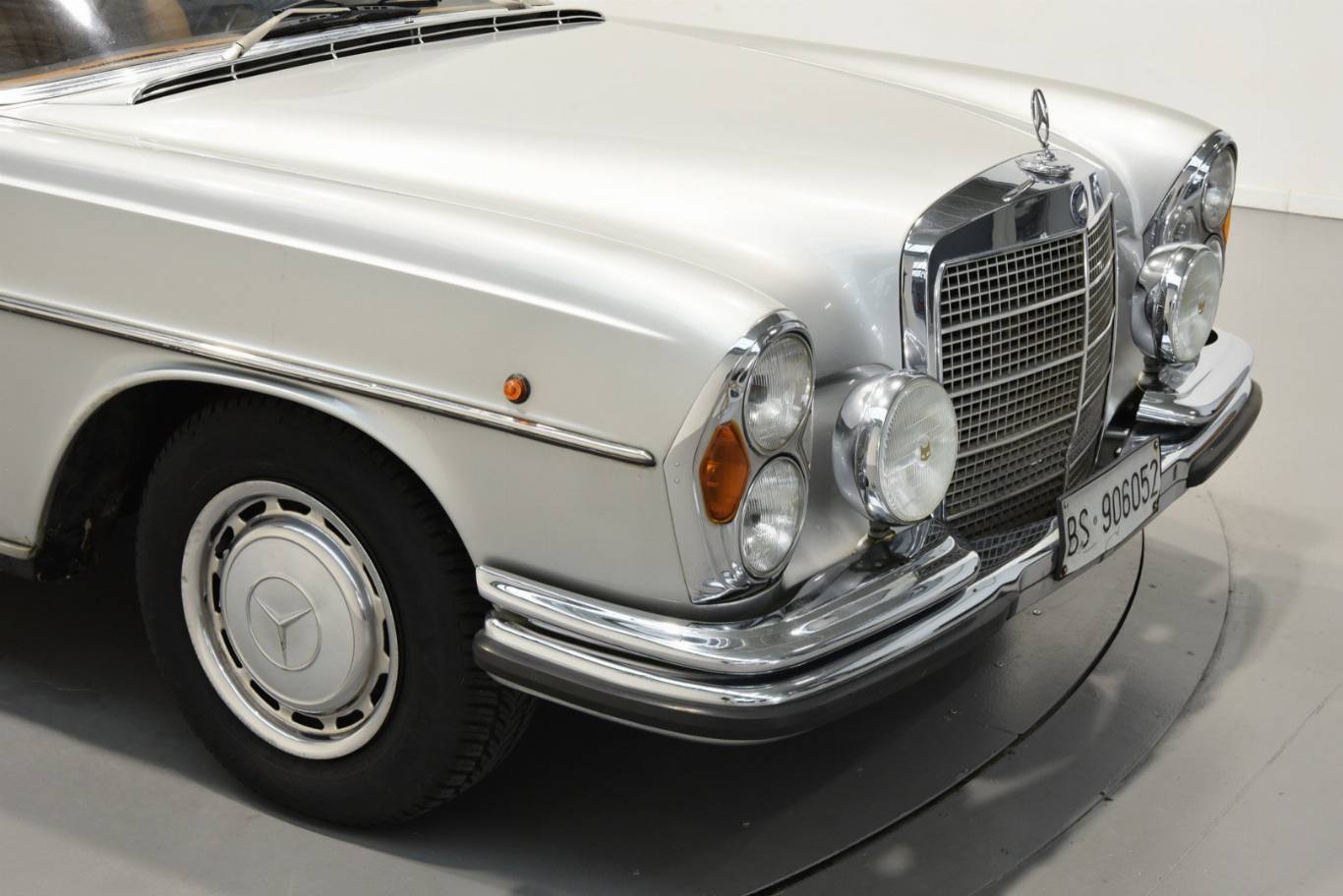 MERCEDES-BENZ S 280 43