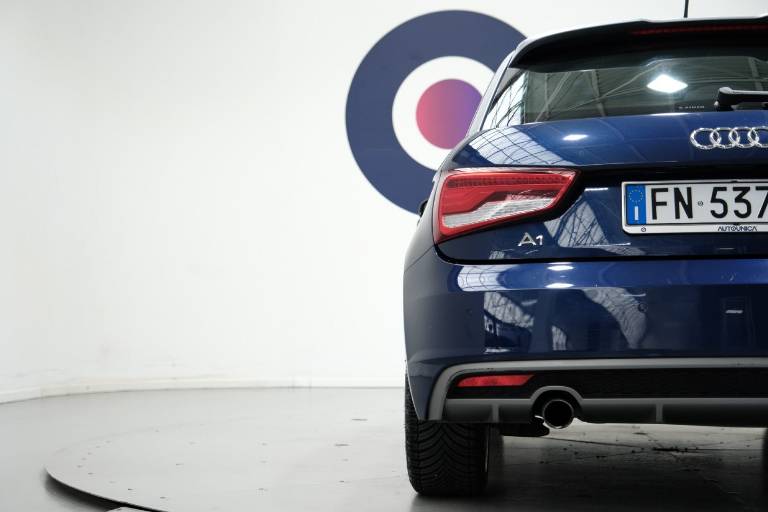 AUDI A1 51
