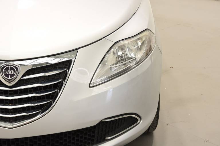 LANCIA Ypsilon 14