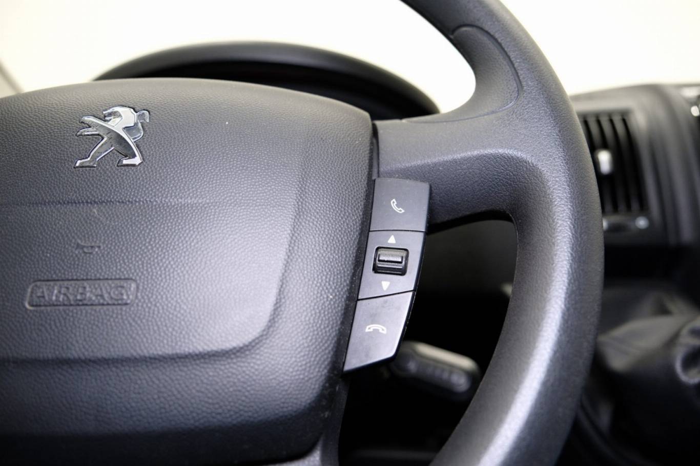 PEUGEOT Boxer 21