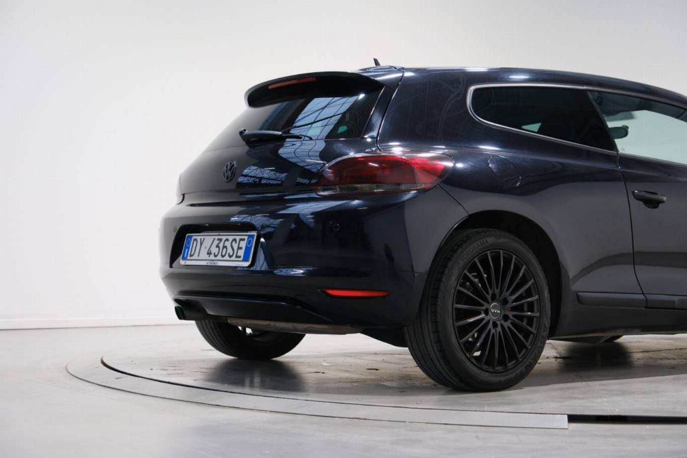 VOLKSWAGEN Scirocco 12