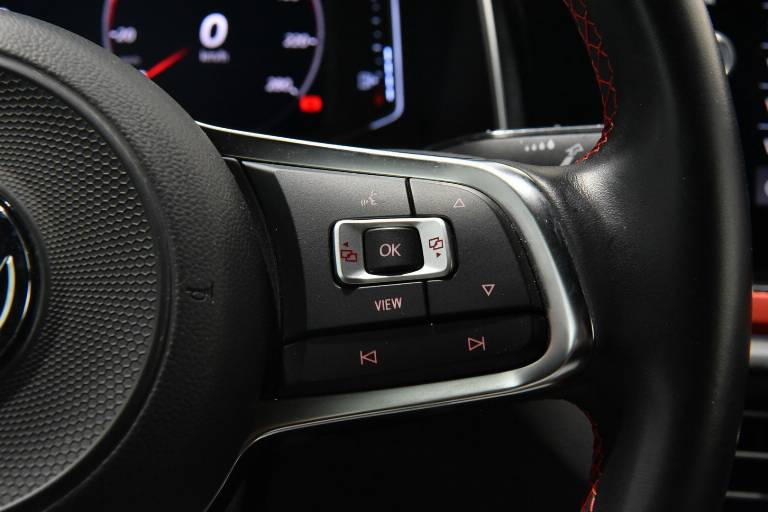 VOLKSWAGEN Polo GTI 8
