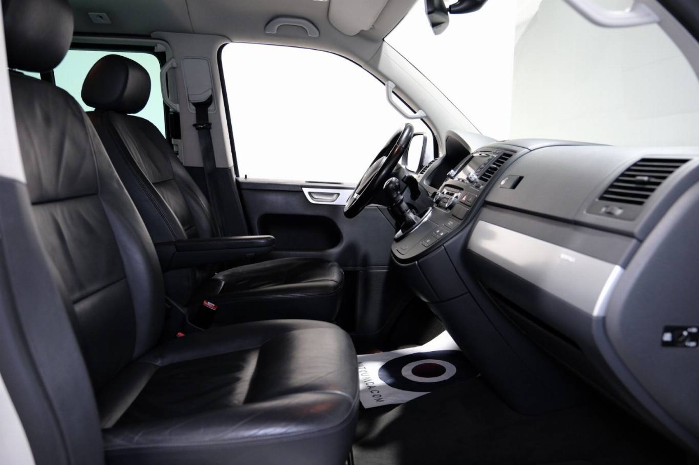 VOLKSWAGEN T5 Multivan 75