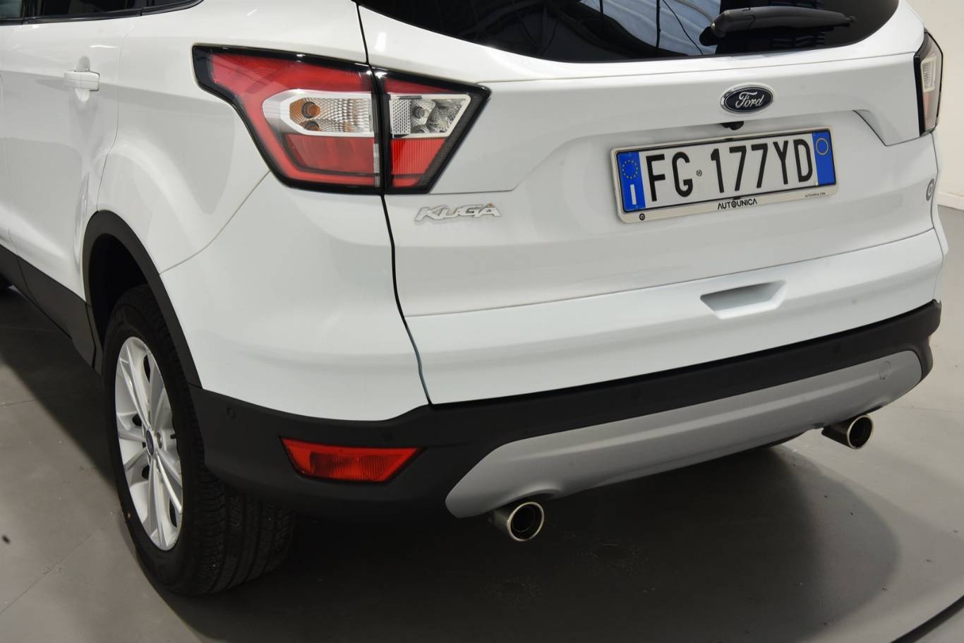 FORD Kuga 57