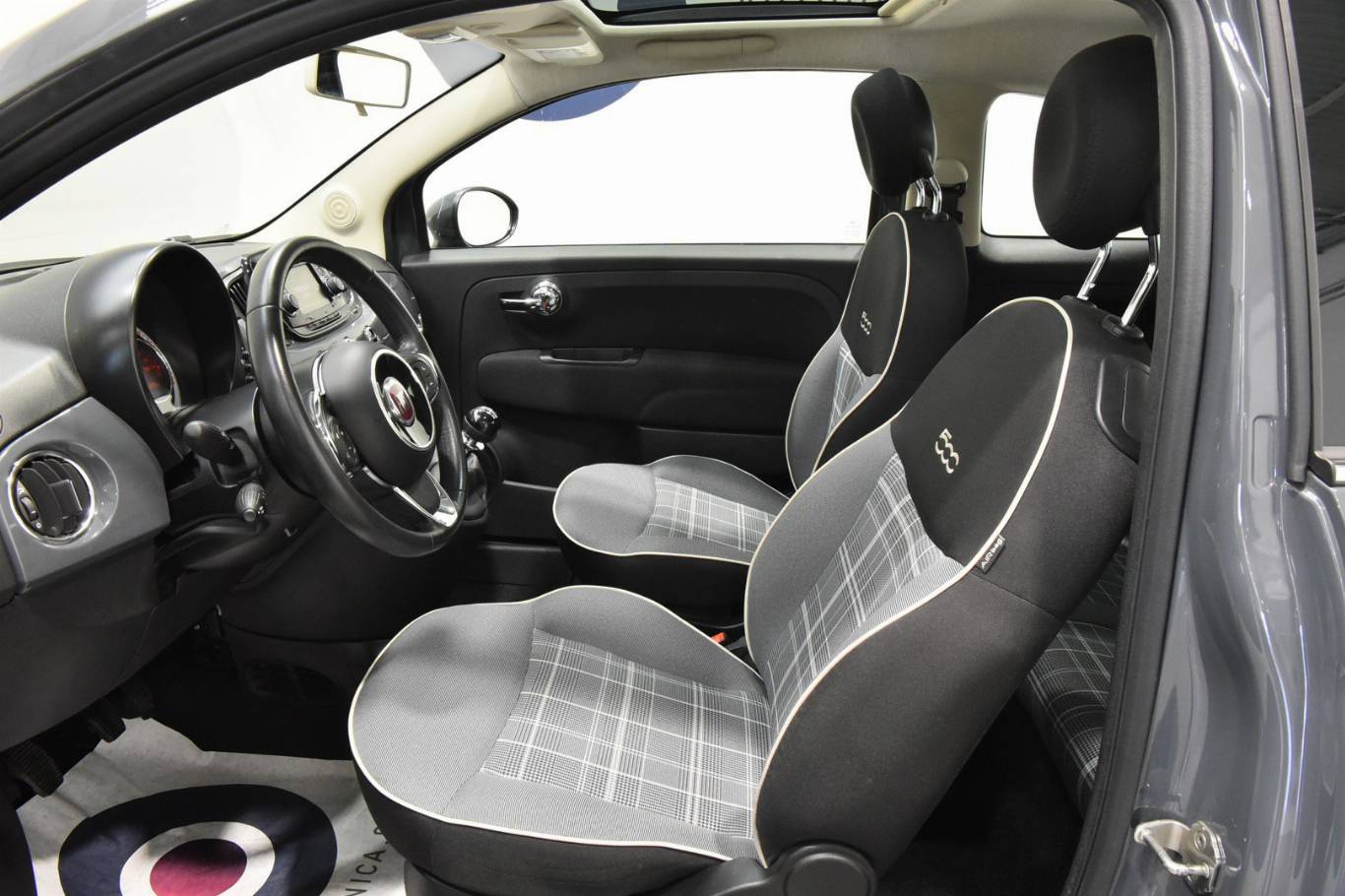 FIAT 500 4