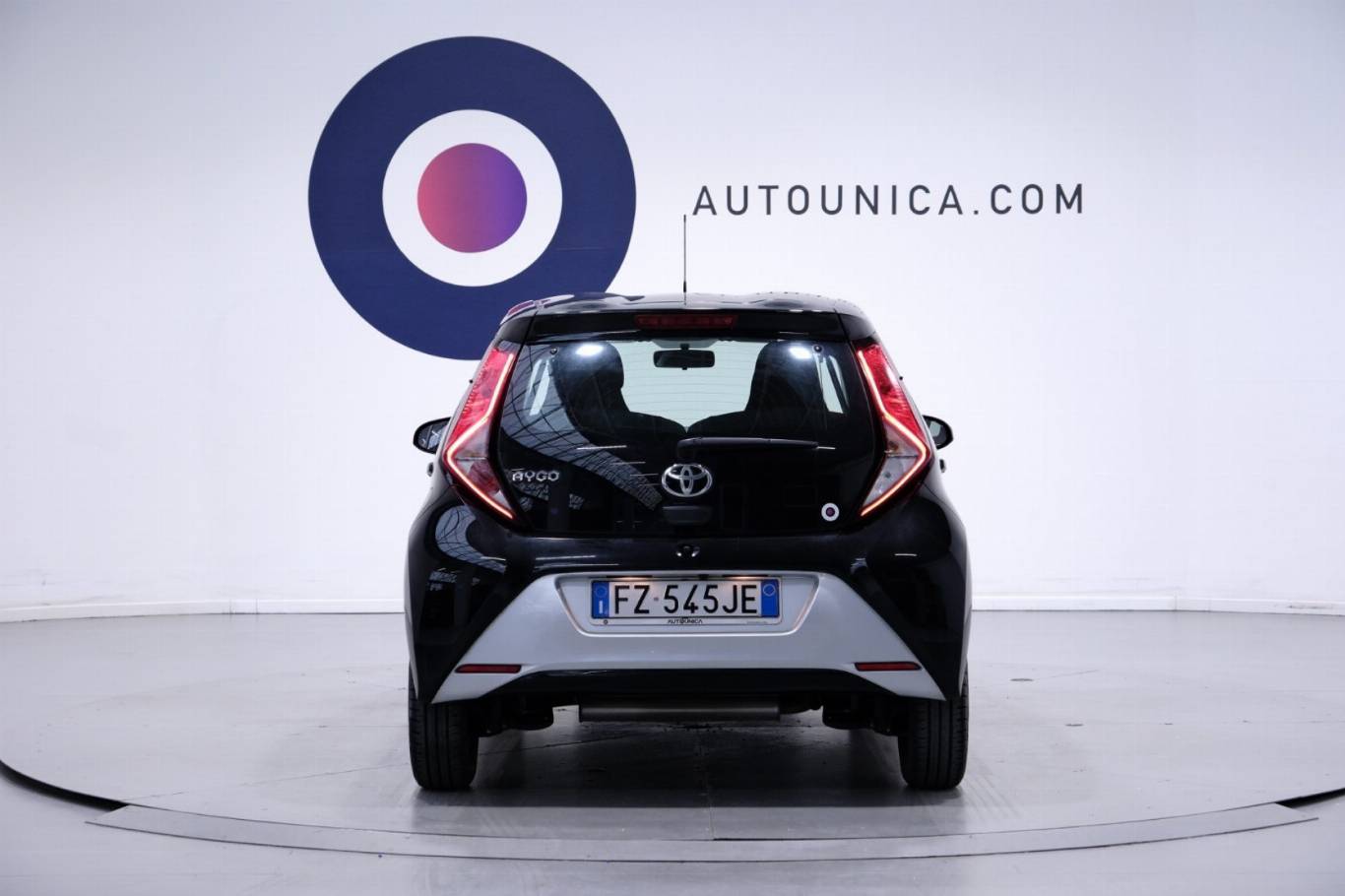 TOYOTA Aygo 16