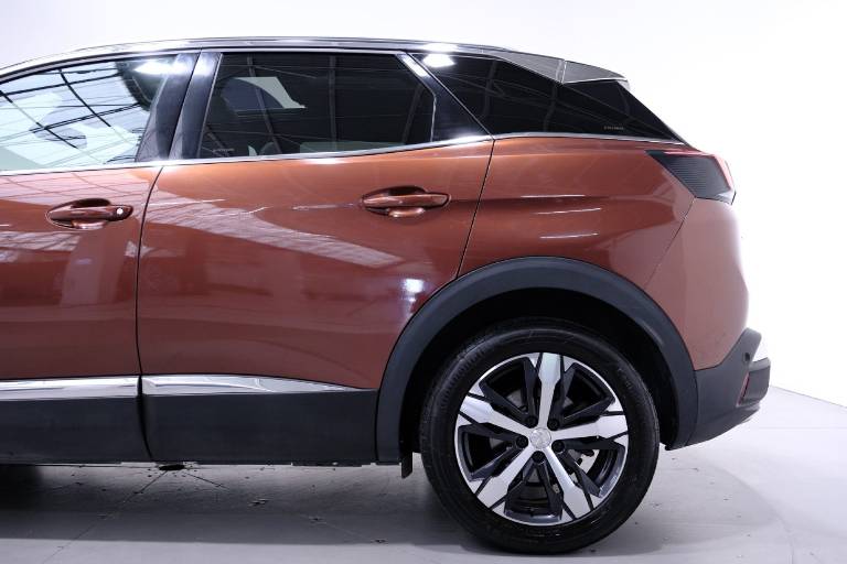PEUGEOT 3008 49