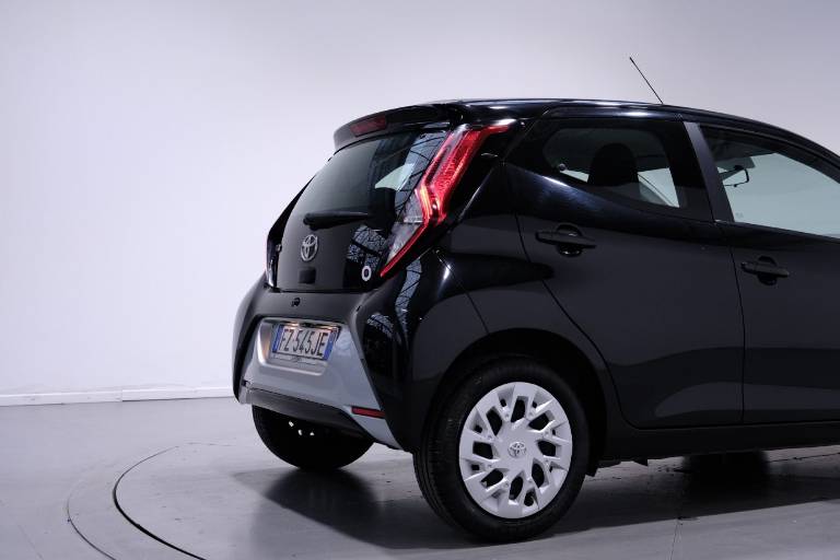 TOYOTA Aygo 49