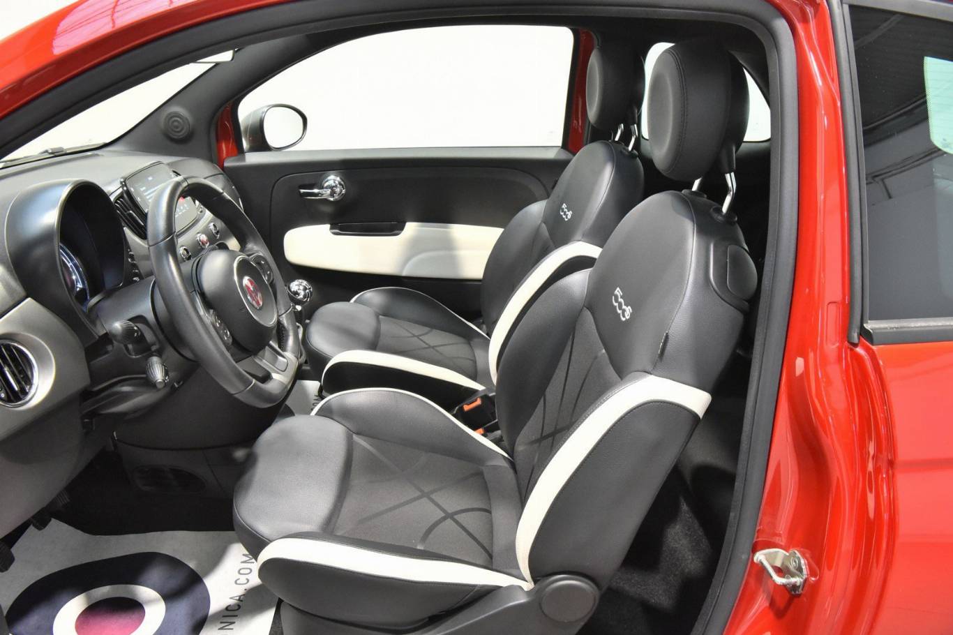 FIAT 500 4
