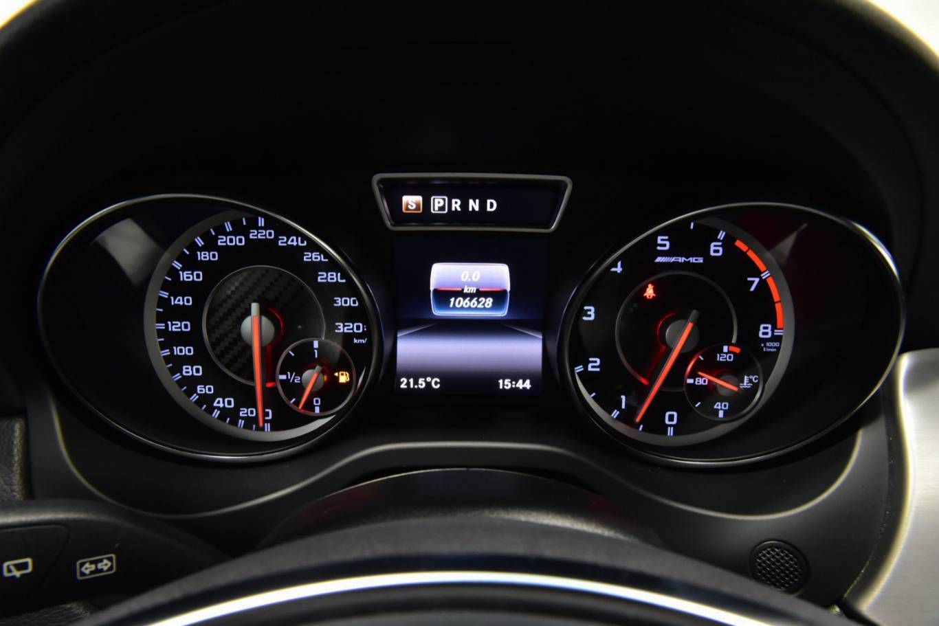 MERCEDES-BENZ CLA 45 AMG 46