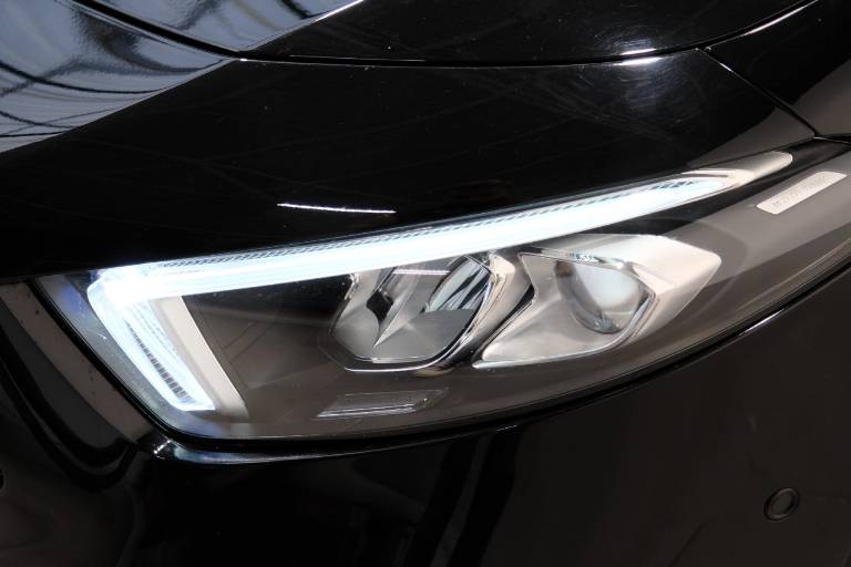 MERCEDES-BENZ A 200 52