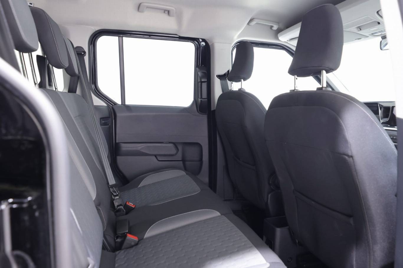 FORD Tourneo Courier 48