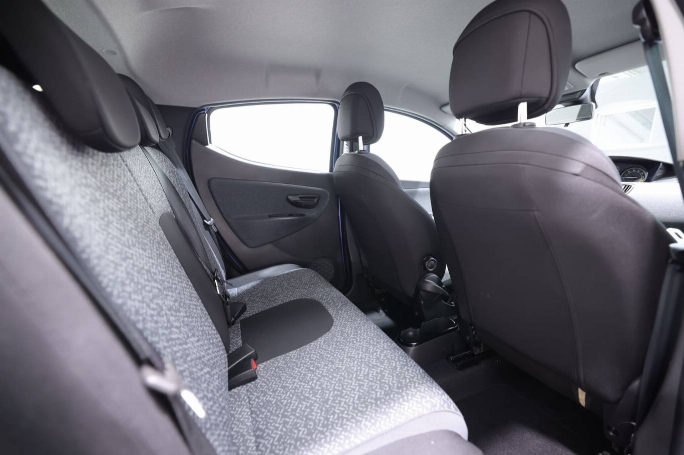 LANCIA Ypsilon 40