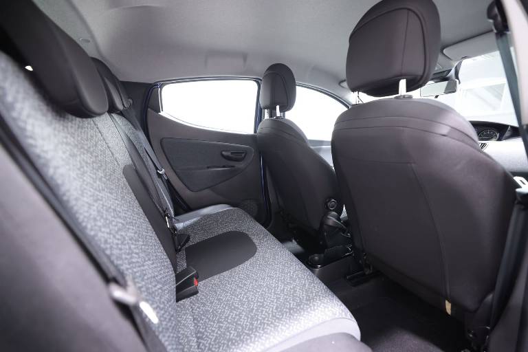 LANCIA Ypsilon 40