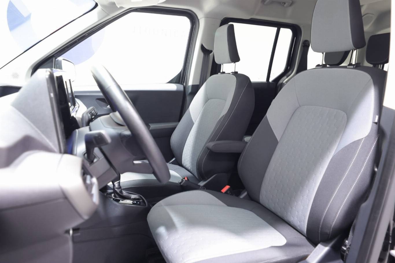 FORD Tourneo Courier 6