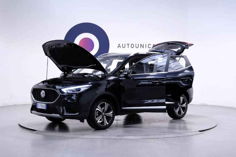 MG ZS 64