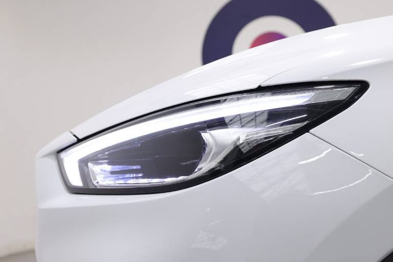 MG ZS 20