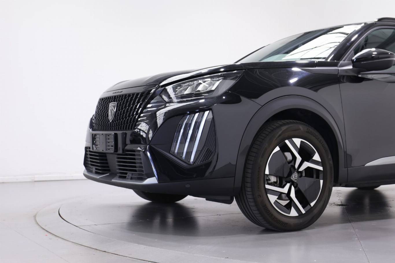PEUGEOT 2008 11