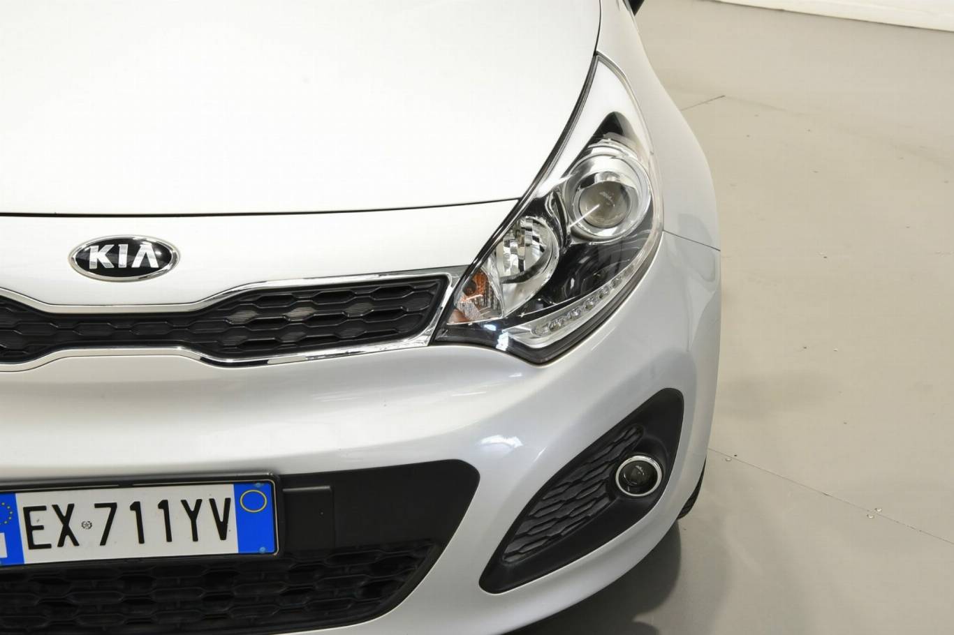 KIA Rio 15