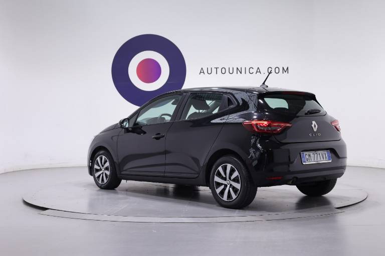 RENAULT Clio 16