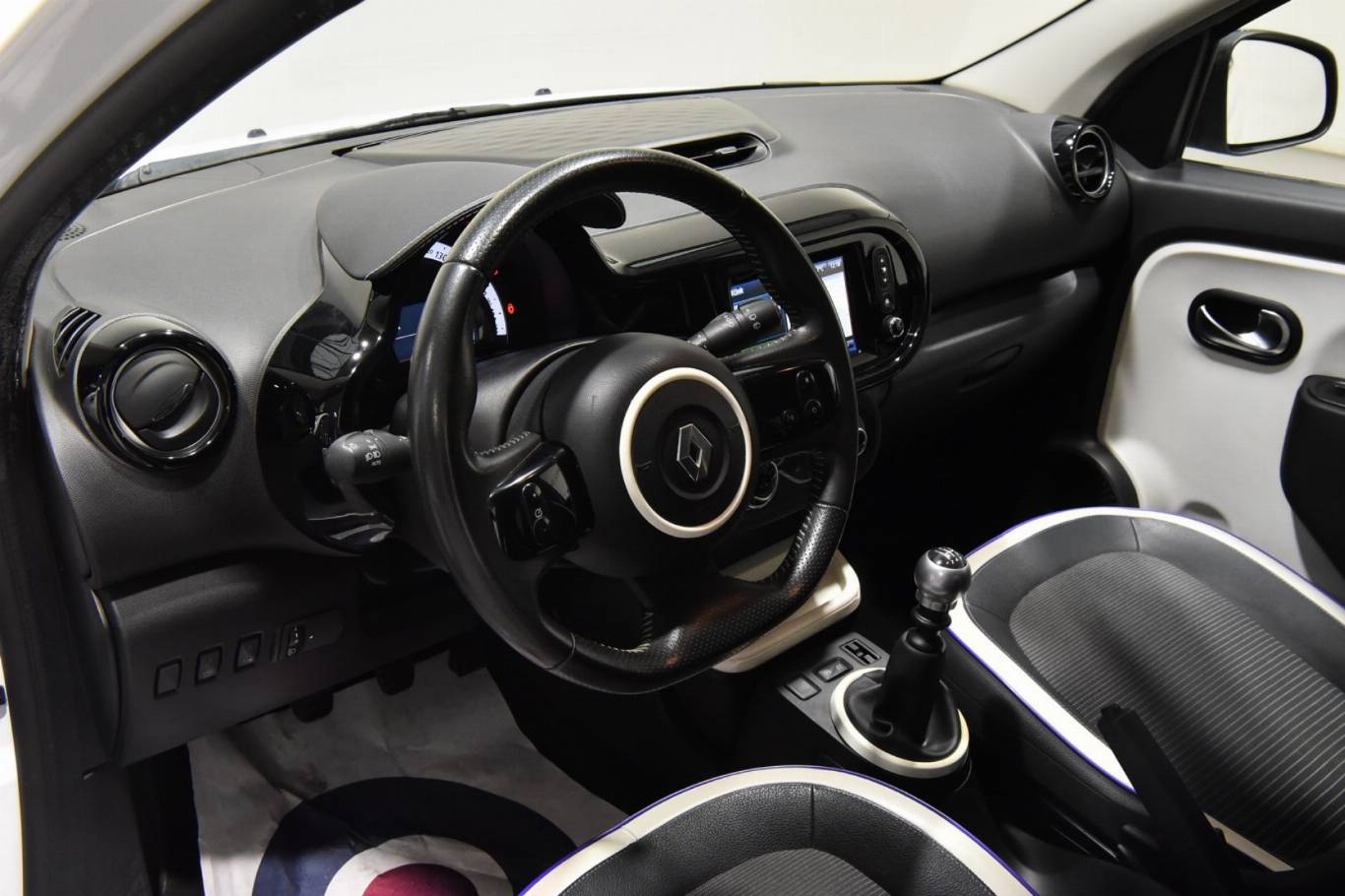 RENAULT Twingo 3