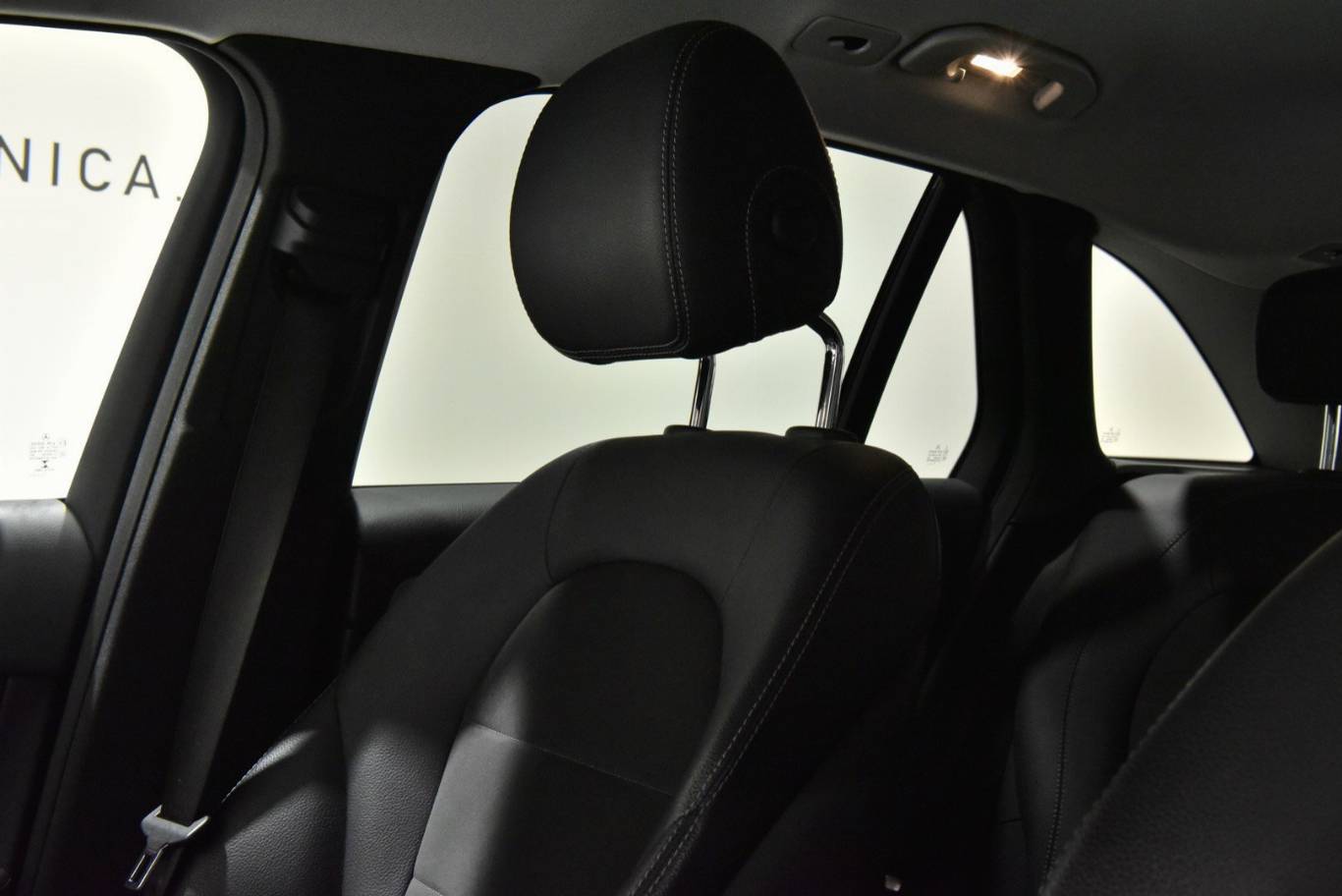 MERCEDES-BENZ GLC 220 4