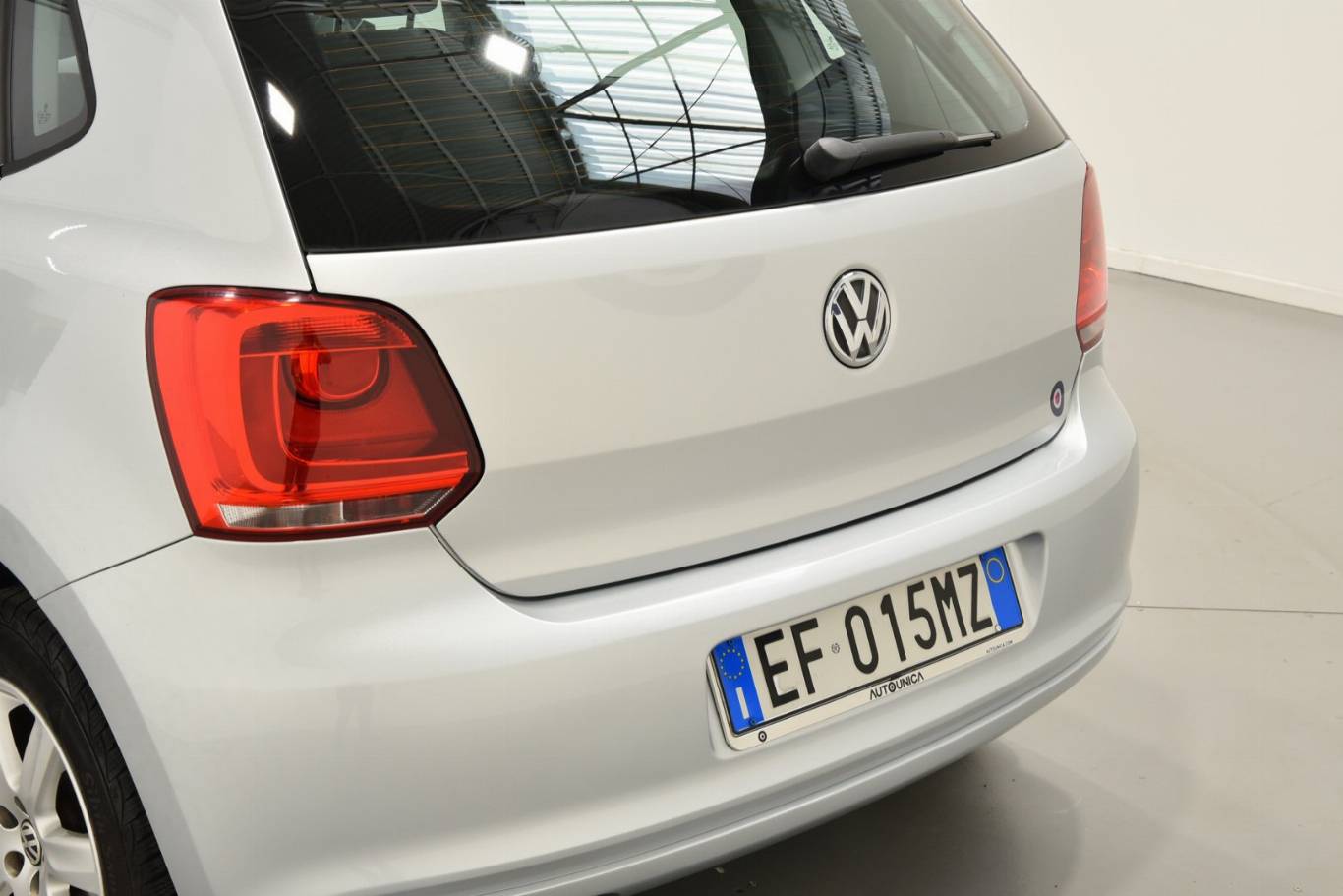 VOLKSWAGEN Polo 46