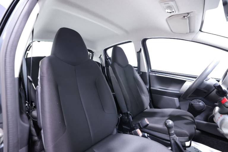 TOYOTA Aygo 40
