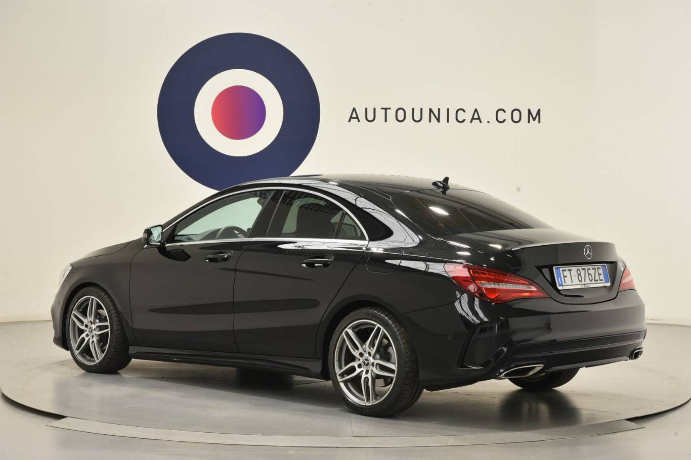 MERCEDES-BENZ CLA 180 2