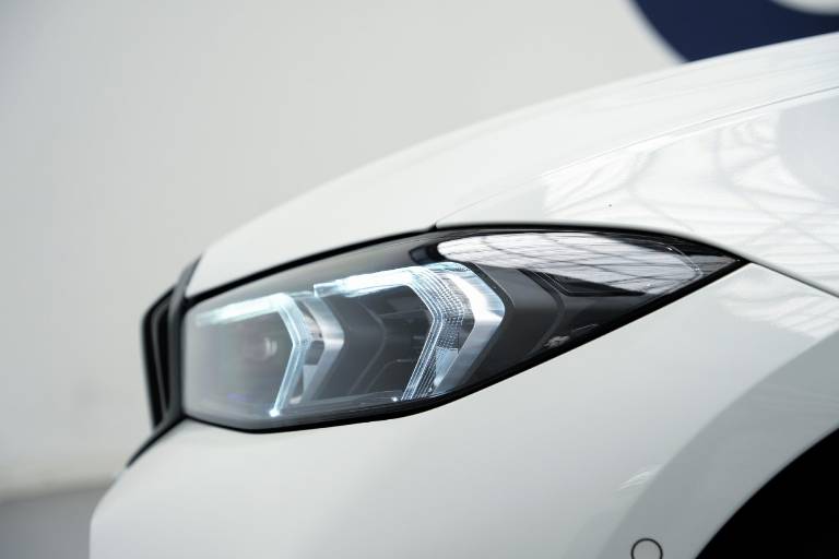 BMW 320 13