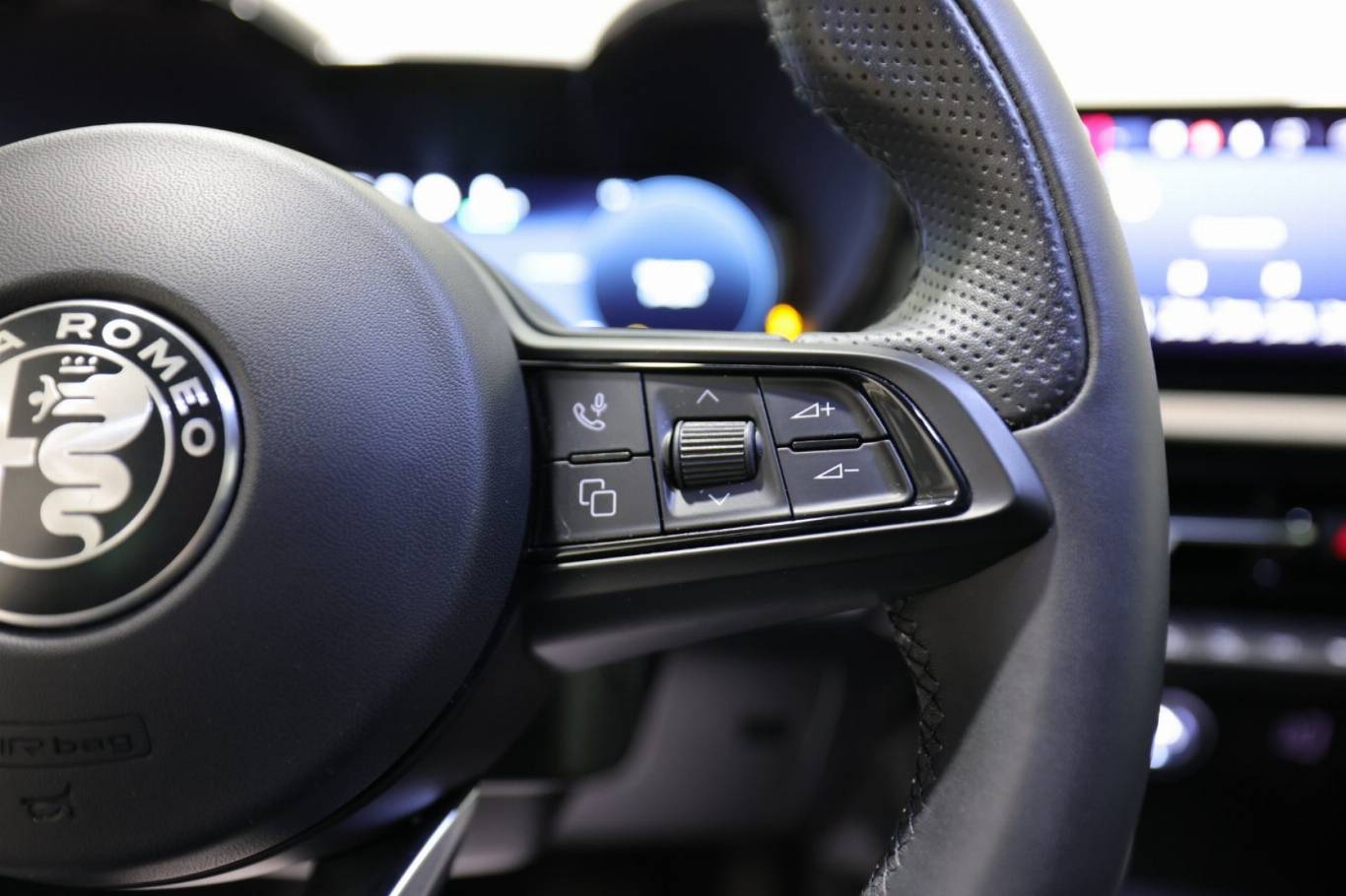 ALFA ROMEO Tonale 72